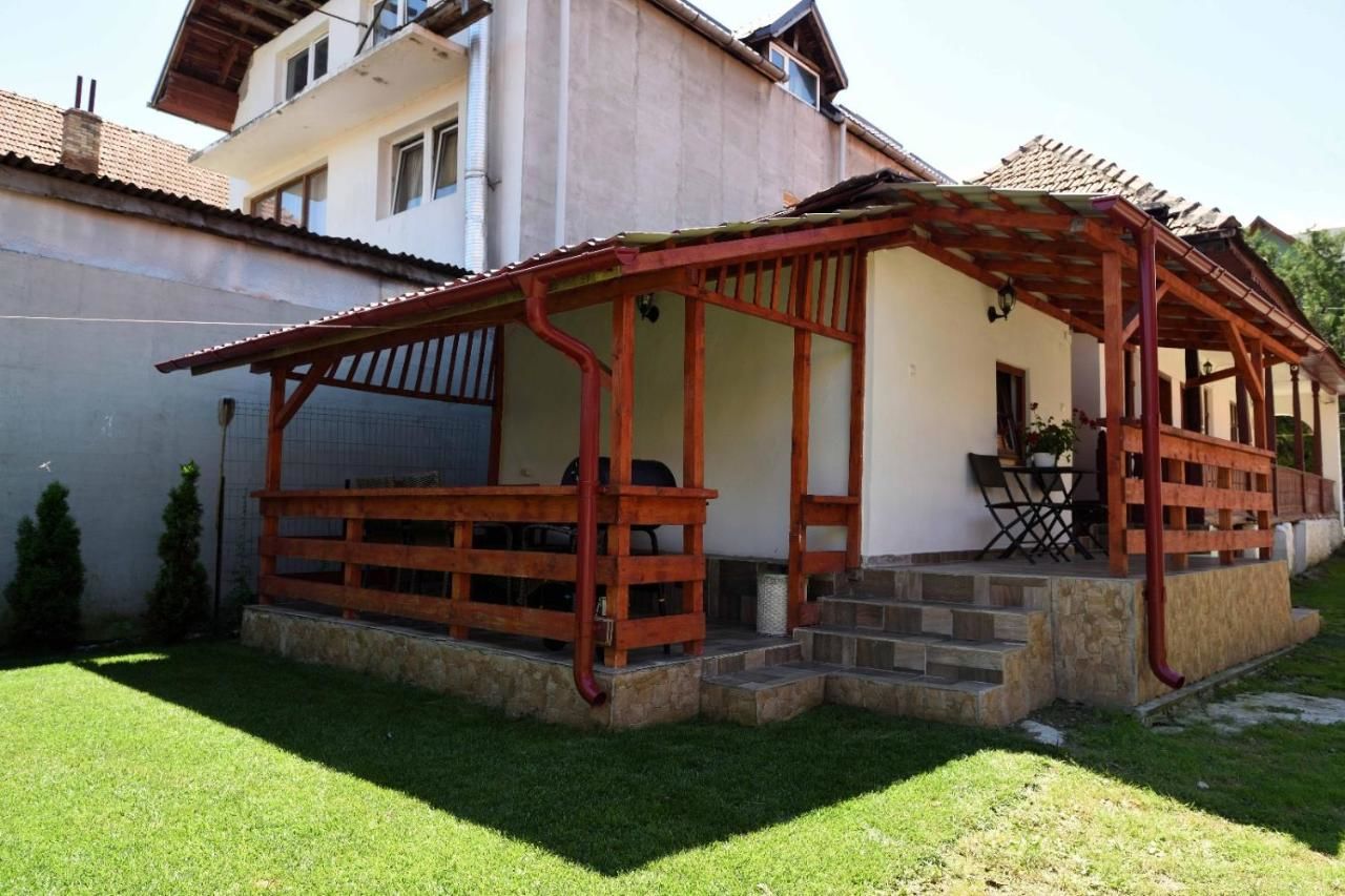 Гостевой дом Casa Optim Кэлимэнешти-4