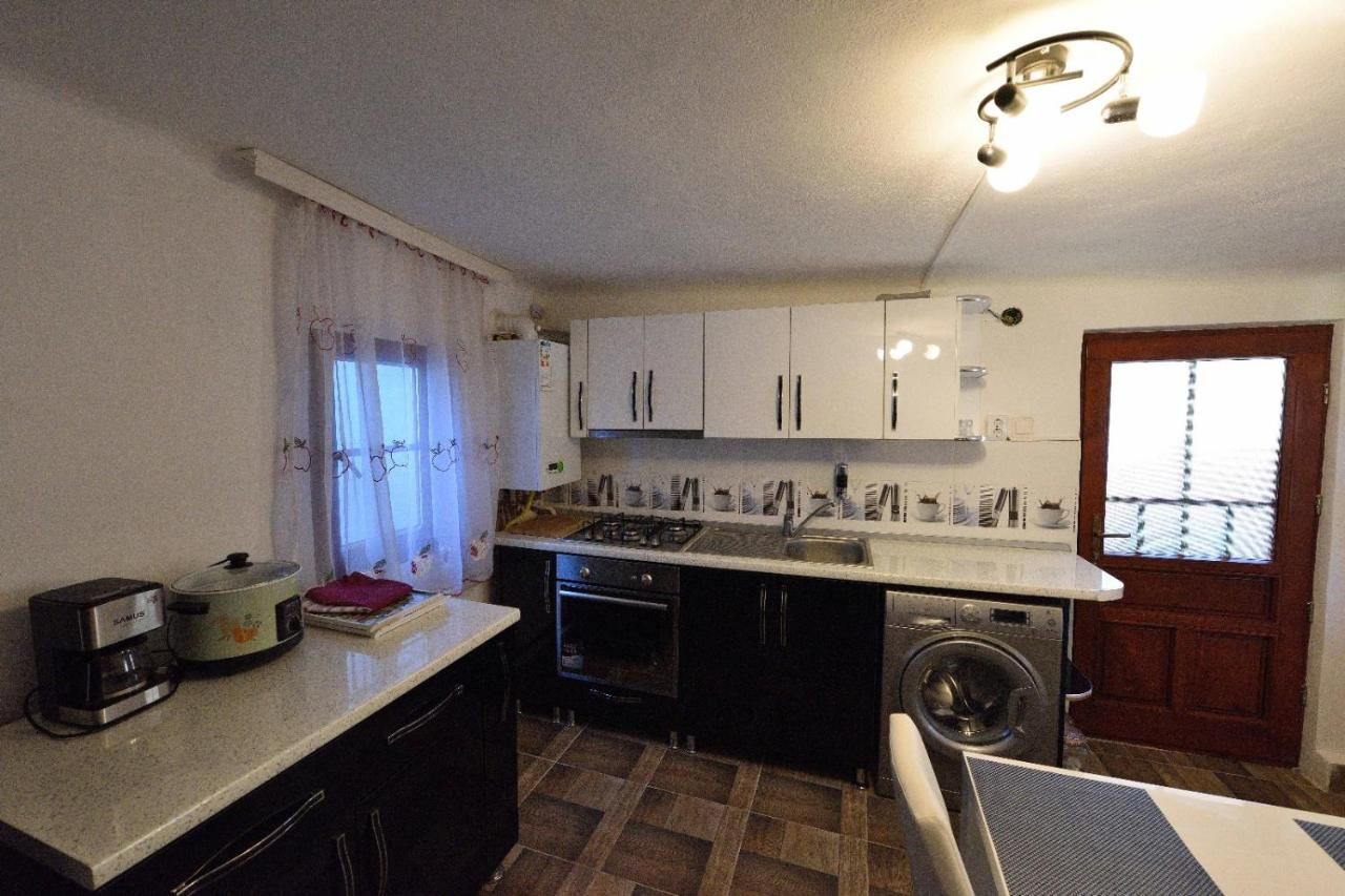 Гостевой дом Casa Optim Кэлимэнешти-12